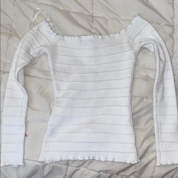 White crop top - Picture 2 of 3